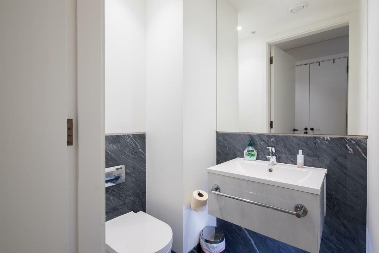 VI Castle Lane Apartment London Bagian luar foto