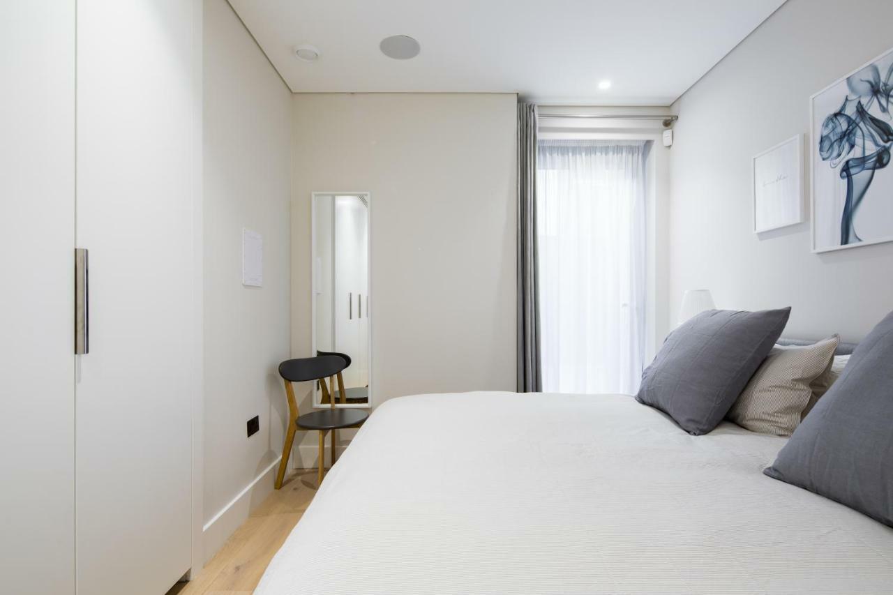 VI Castle Lane Apartment London Bagian luar foto