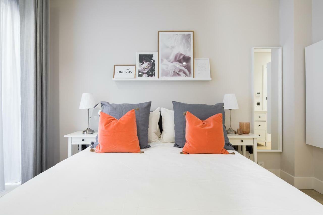 VI Castle Lane Apartment London Bagian luar foto