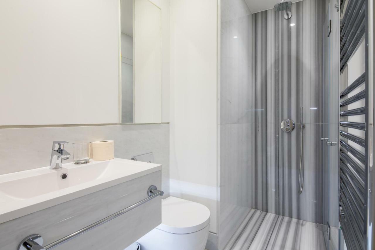 VI Castle Lane Apartment London Bagian luar foto