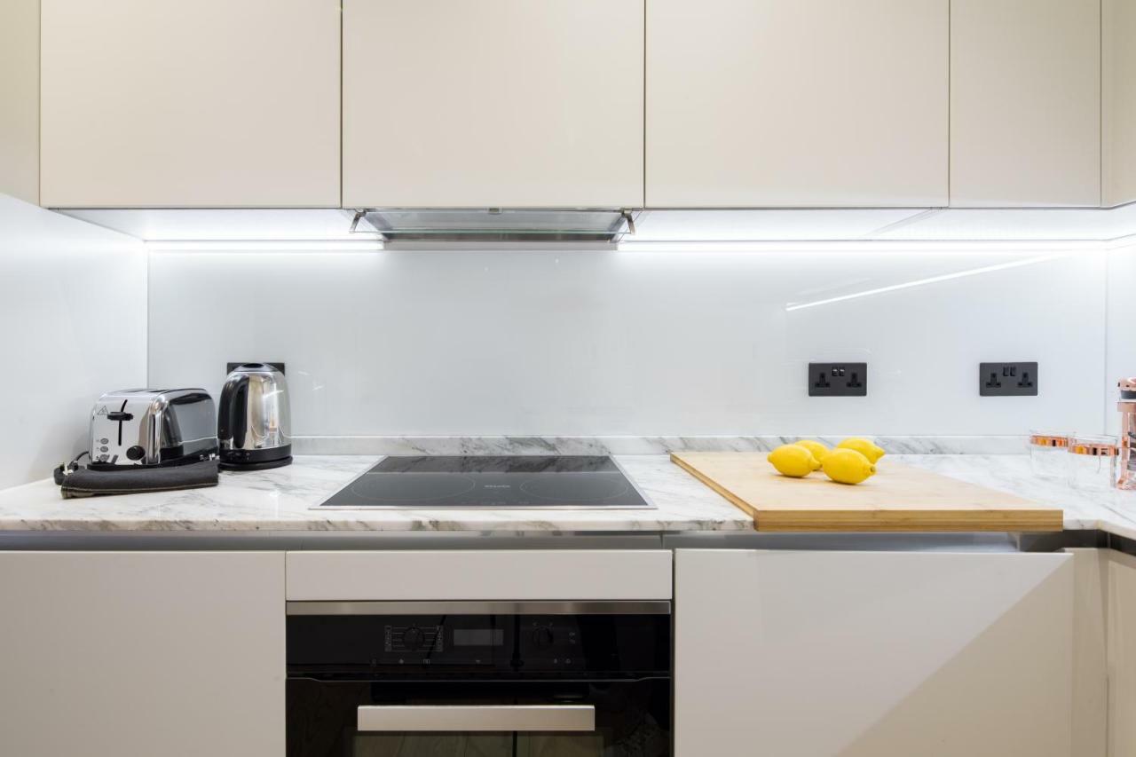 VI Castle Lane Apartment London Bagian luar foto