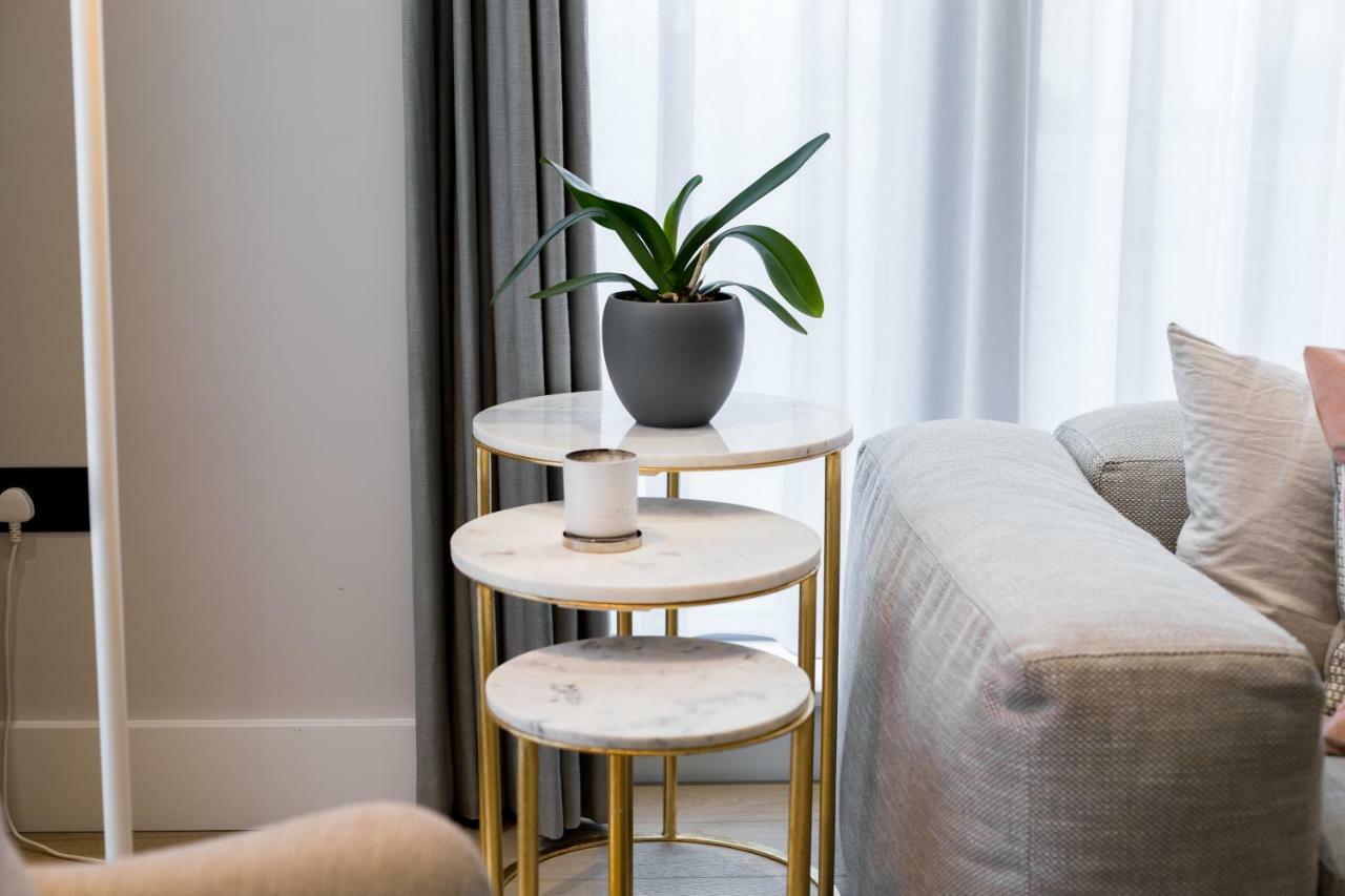 VI Castle Lane Apartment London Bagian luar foto