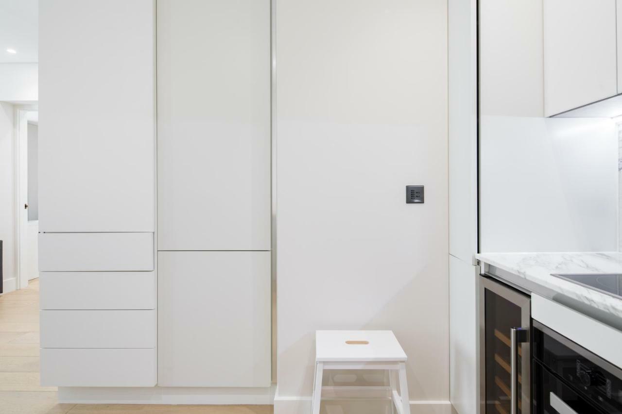 VI Castle Lane Apartment London Bagian luar foto